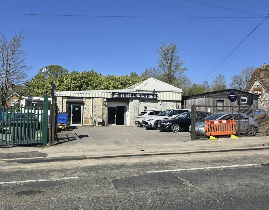 3A London Rd, Purbrook for sale Building Photo- Image 1 of 1