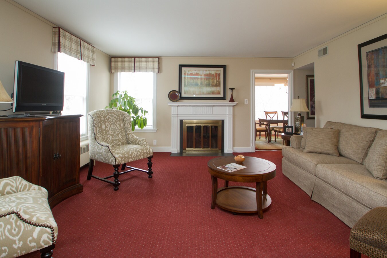 307 Jefferson St, Valparaiso, IN 46383