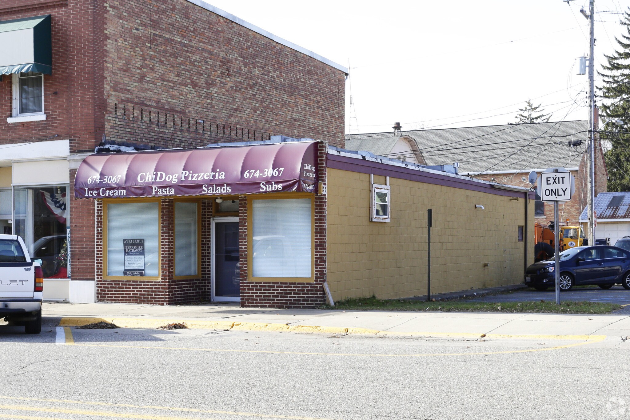 119 N Paw Paw St, Lawrence, MI for sale Primary Photo- Image 1 of 1