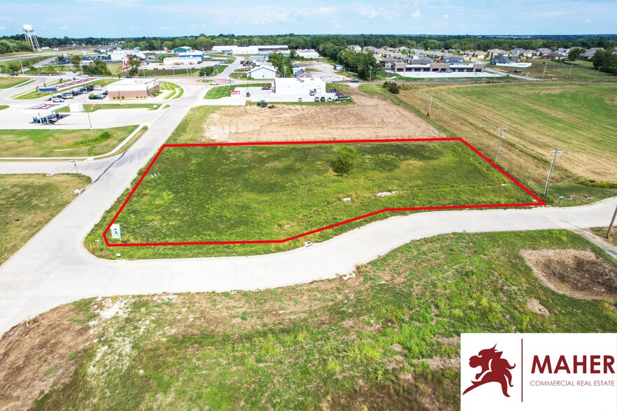 Industrial Dr. Dr, Ashland, MO for sale - Building Photo - Image 2 of 3