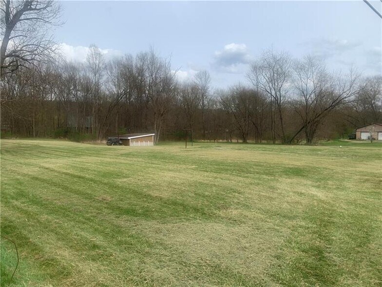 3661 New Castle Rd, West Middlesex, PA for sale - Building Photo - Image 2 of 3