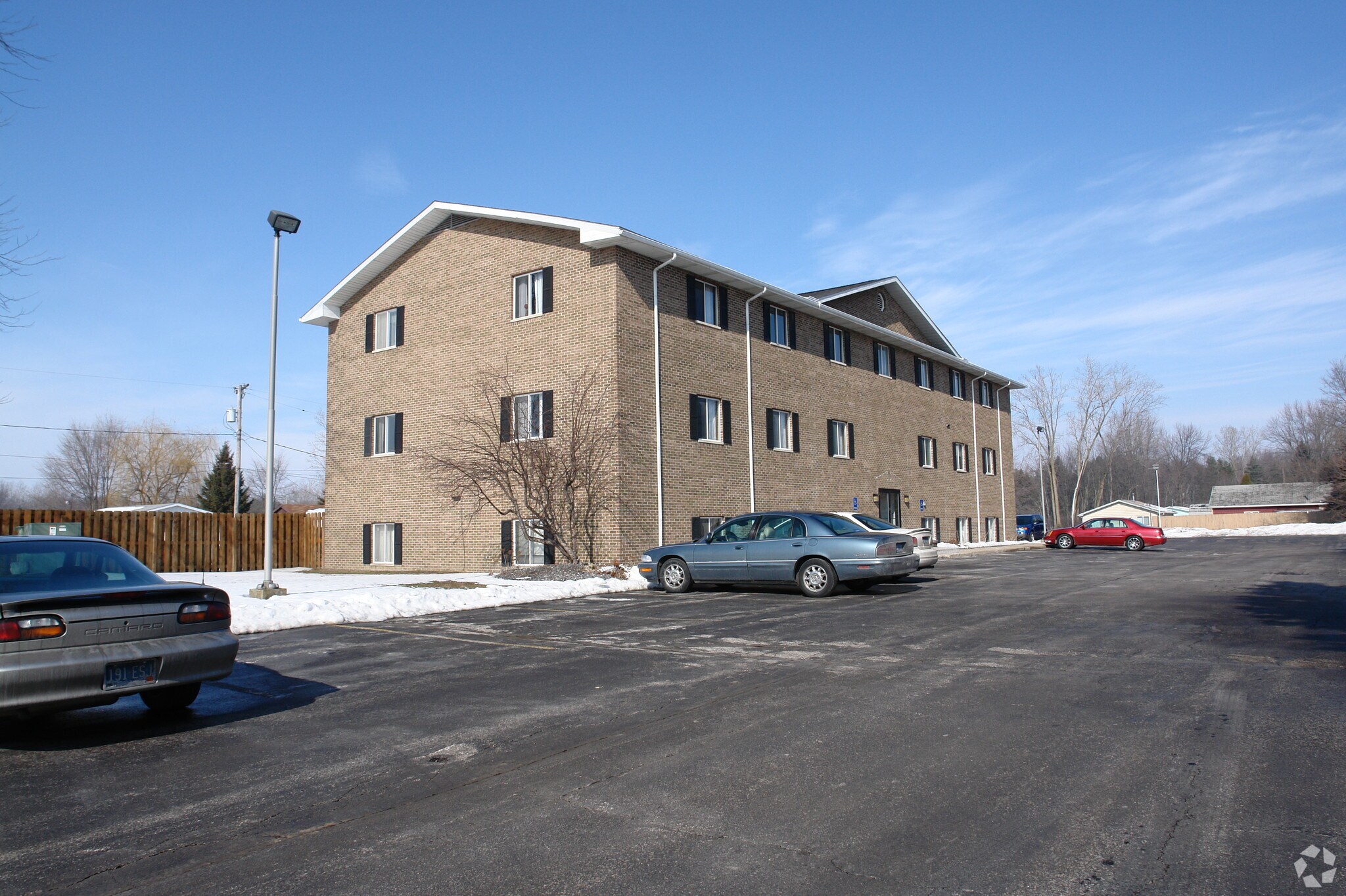 7628 Gratiot Rd, Saginaw, MI 48609 Gratiot Professional Building