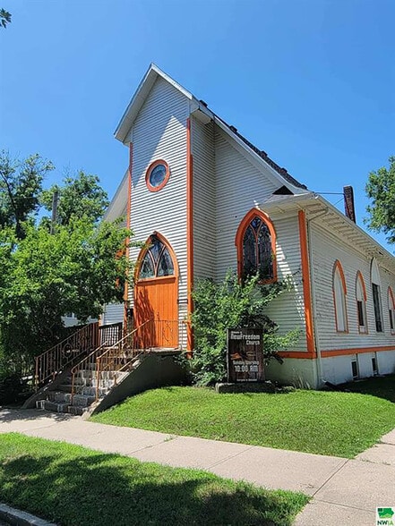 423 George St, Sioux City, IA for sale - Primary Photo - Image 1 of 14