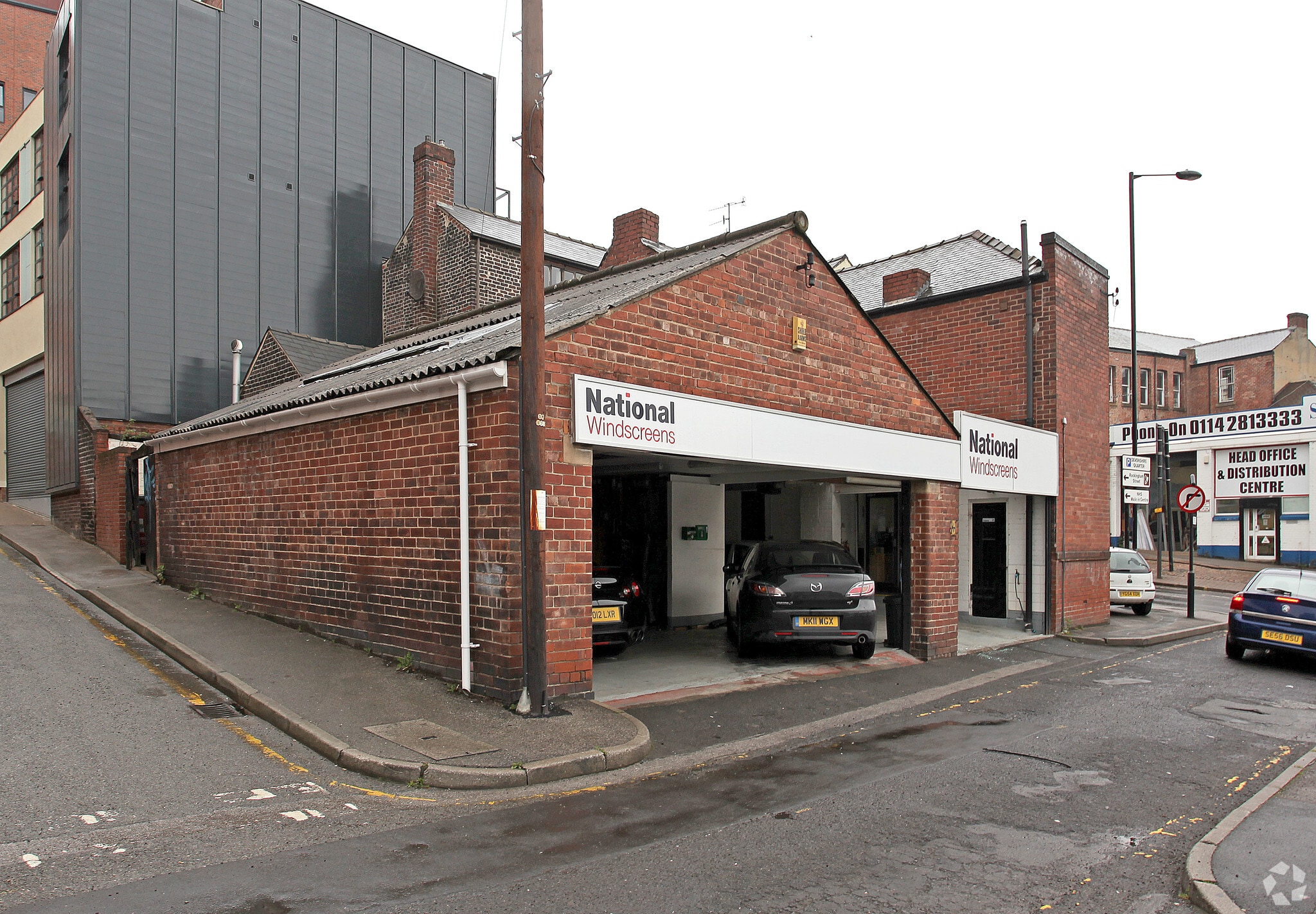 65 Broad Ln, Sheffield for sale Primary Photo- Image 1 of 1