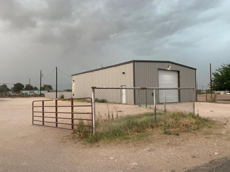2307 W 4th St, Monahans, TX for sale - Primary Photo - Image 1 of 1