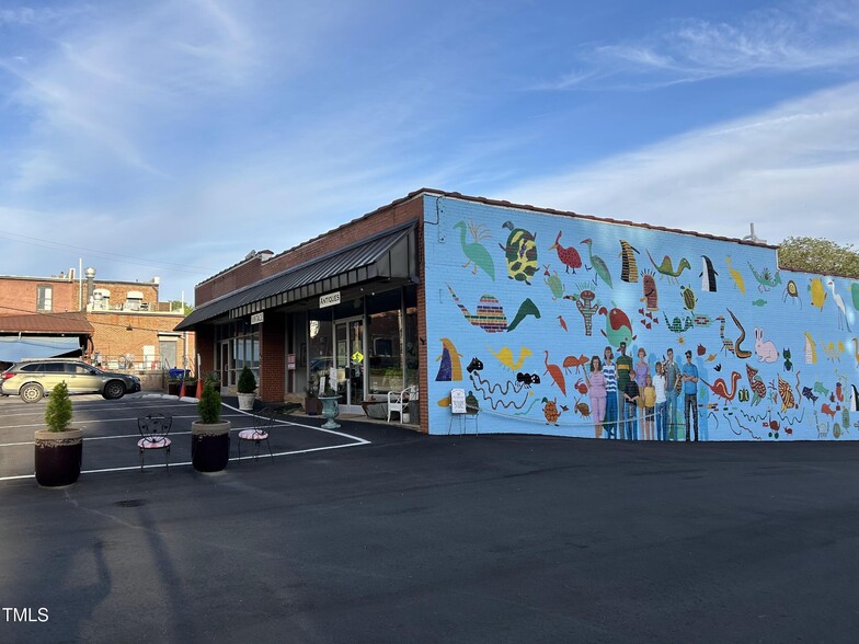 45 W Salisbury St, Pittsboro, NC for lease - Building Photo - Image 3 of 5