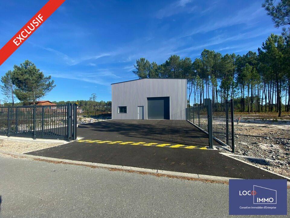 Location Local d'activités 187 m² - Photo 1
