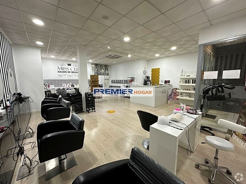 Retail in Yuncos, Toledo for lease - Interior Photo - Image 1 of 1