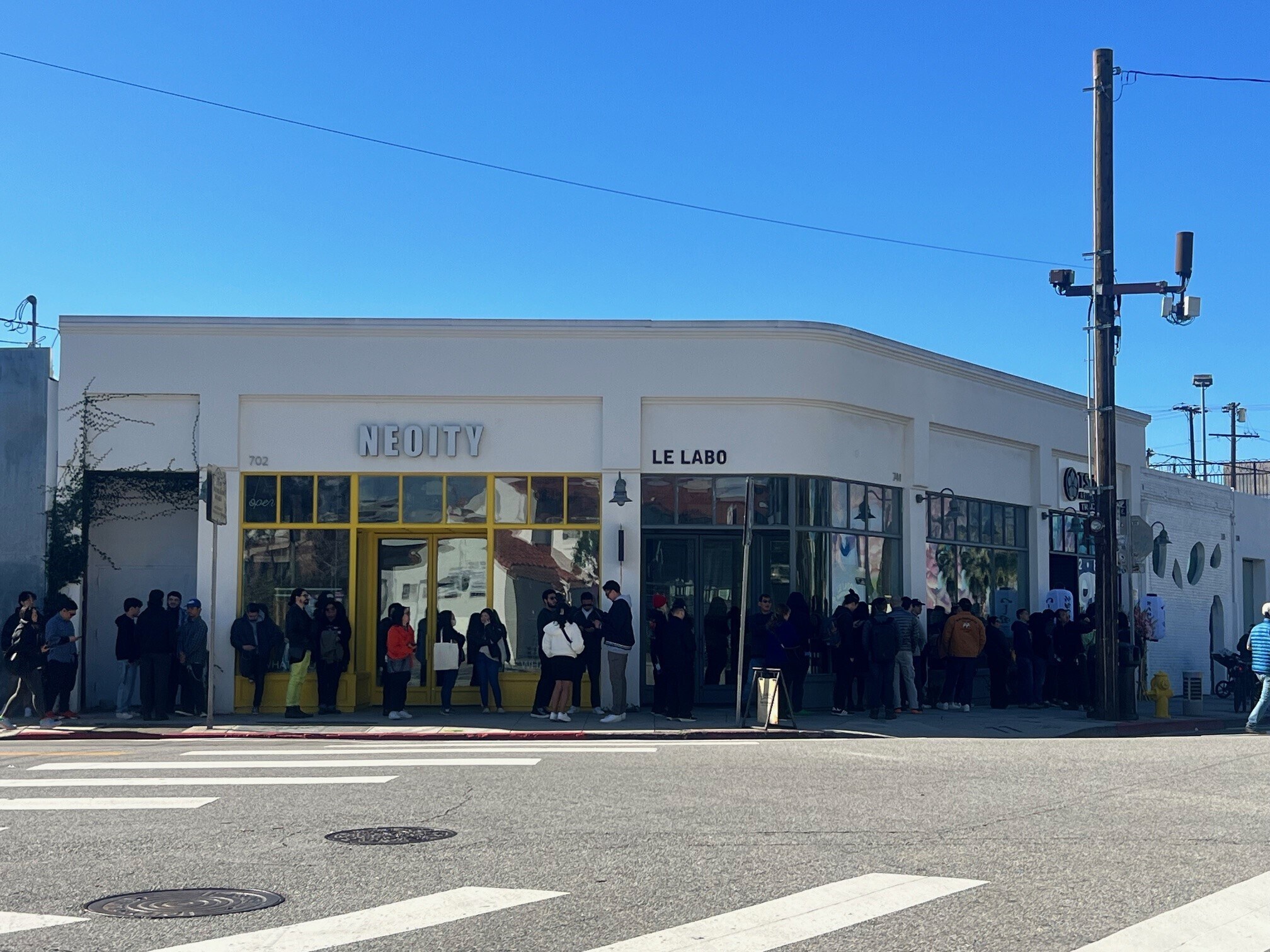 734-744 E 3rd St, Los Angeles, CA for lease Building Photo- Image 1 of 30