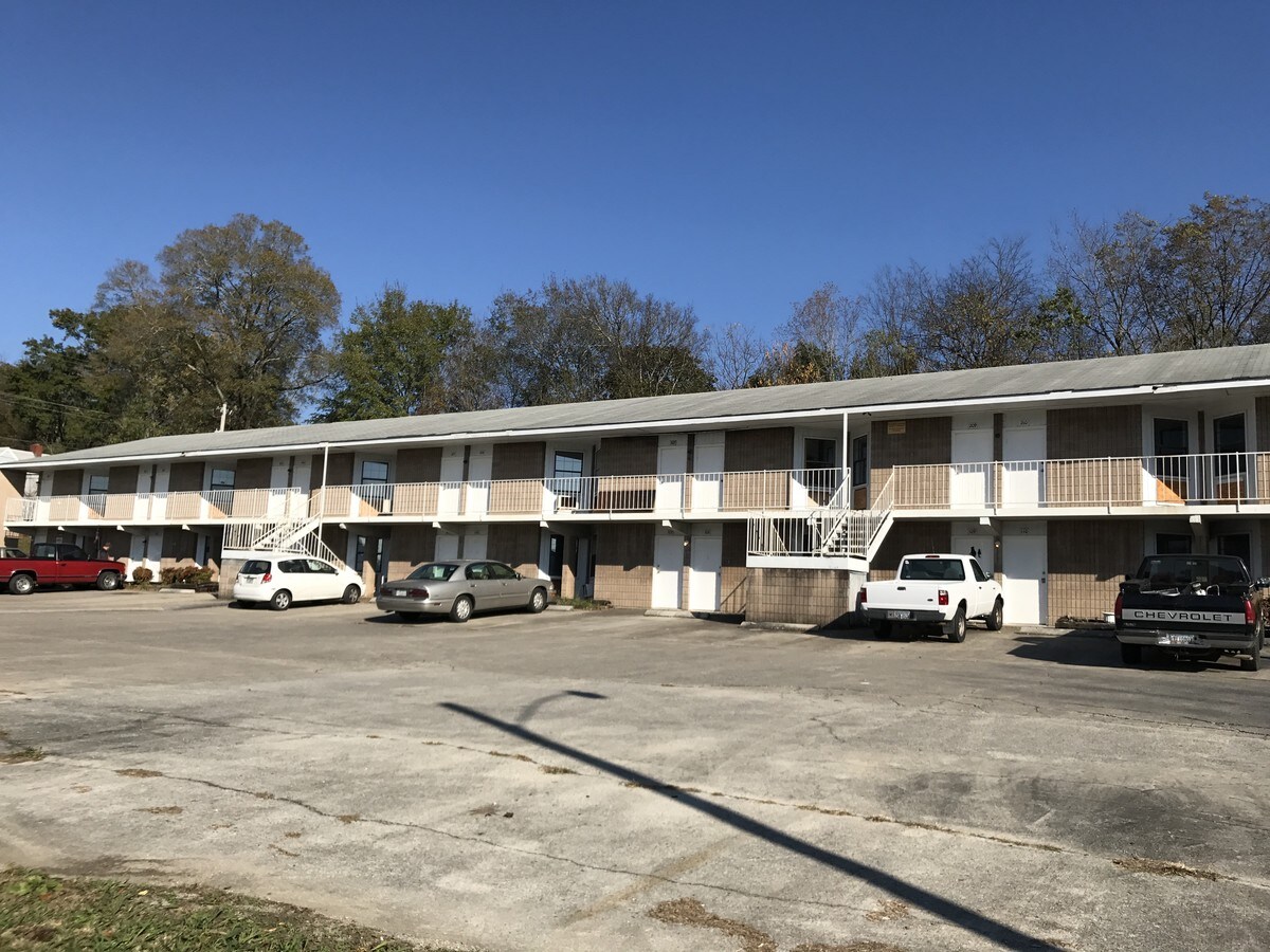 203 W Main St, La Fayette, GA 30728