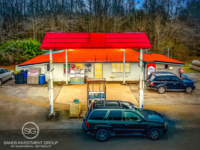 4670 S Broad St, Trezevant, TN 38258