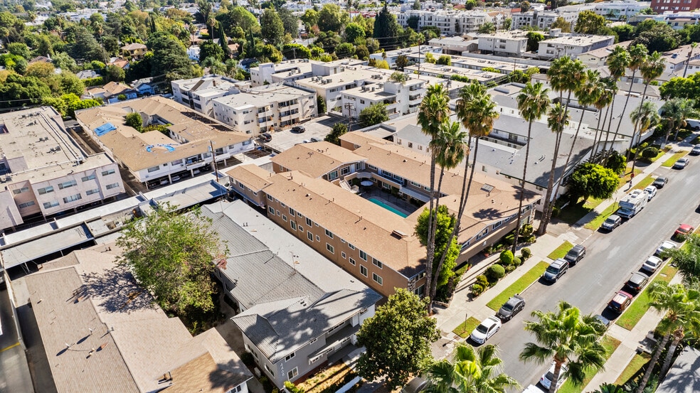 4462 Murietta Ave, Sherman Oaks, CA for sale - Building Photo - Image 1 of 11