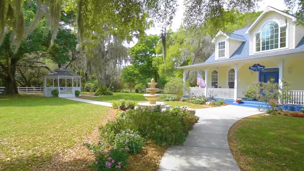 2221 Hinton Ranch Rd, Lithia, FL 33547