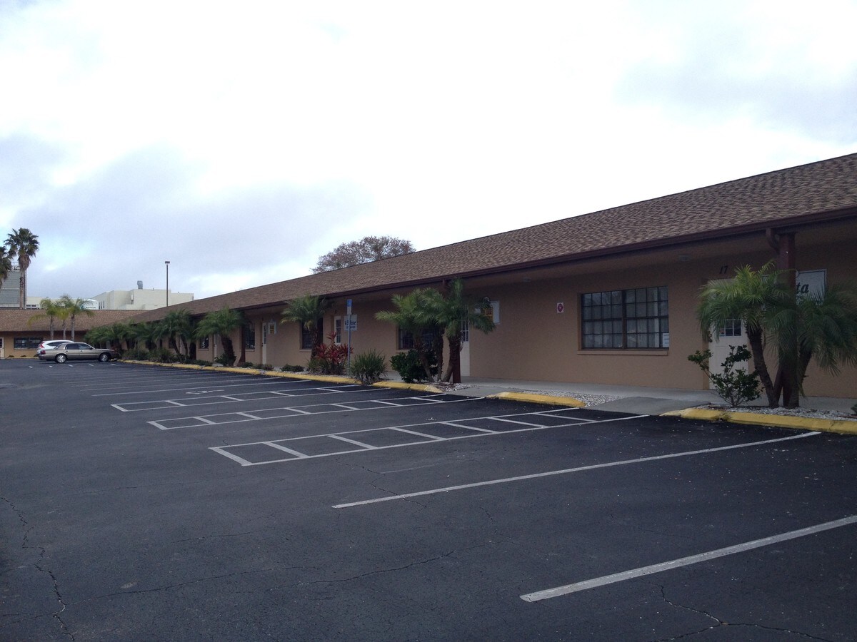 13910 Fivay Rd, Hudson, FL 34667