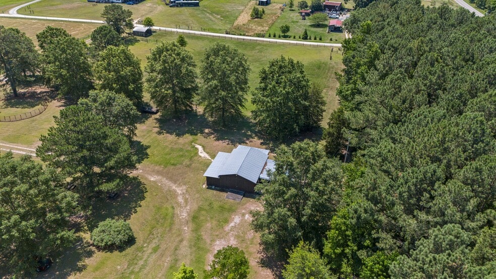 131 Amelia Ln, Holly Springs, NC for sale - Building Photo - Image 3 of 25