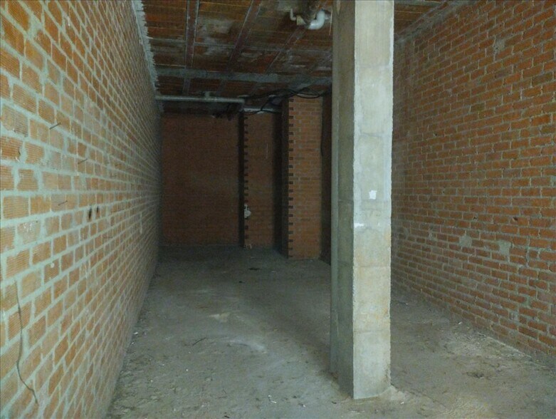 Retail in Navalmoral de la Mata for sale - Building Photo - Image 2 of 13