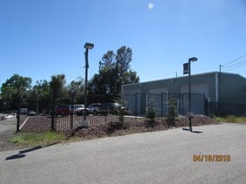 1445 Grange St, Redding CA - Warehouse