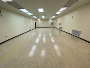 5160-5168 Blazer Pky, Dublin, OH for lease Interior Photo- Image 1 of 6