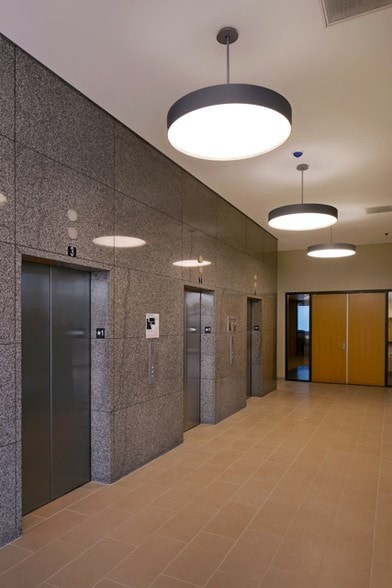 800 S Barranca Ave, Covina, CA for lease - Building Photo - Image 3 of 14