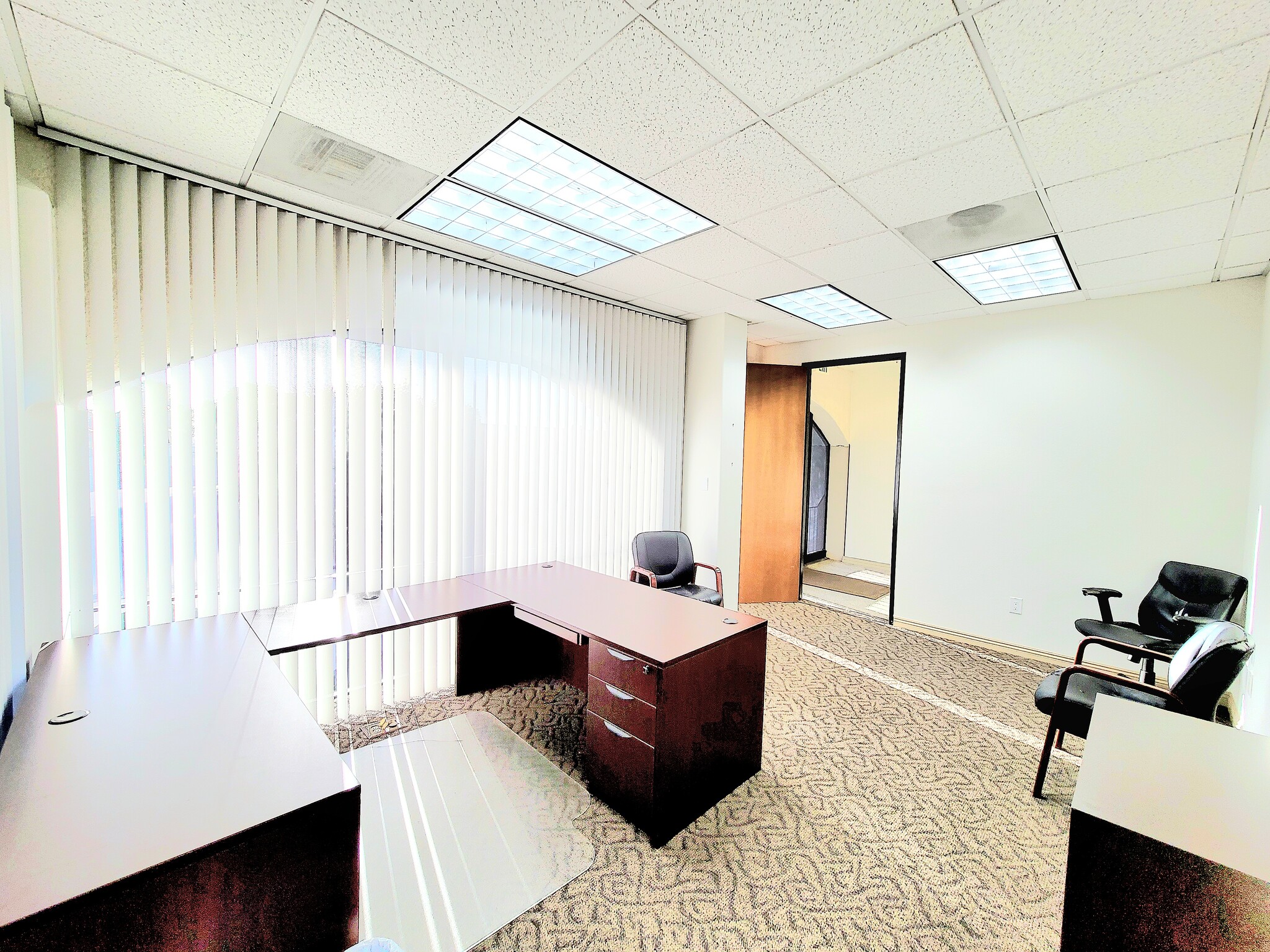 2999 Westminster Ave, Seal Beach, CA for sale Interior Photo- Image 1 of 2