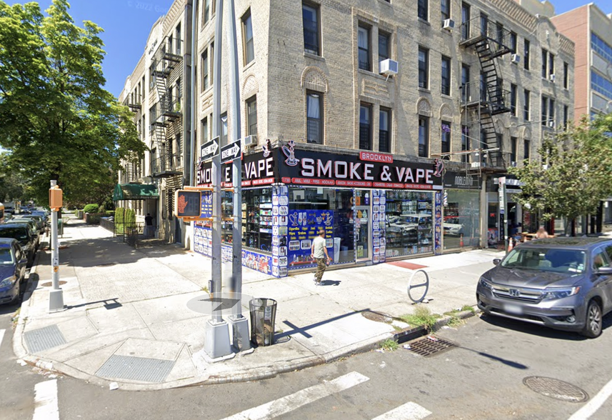 1015 Avenue N, Brooklyn, NY for lease - Building Photo - Image 1 of 3