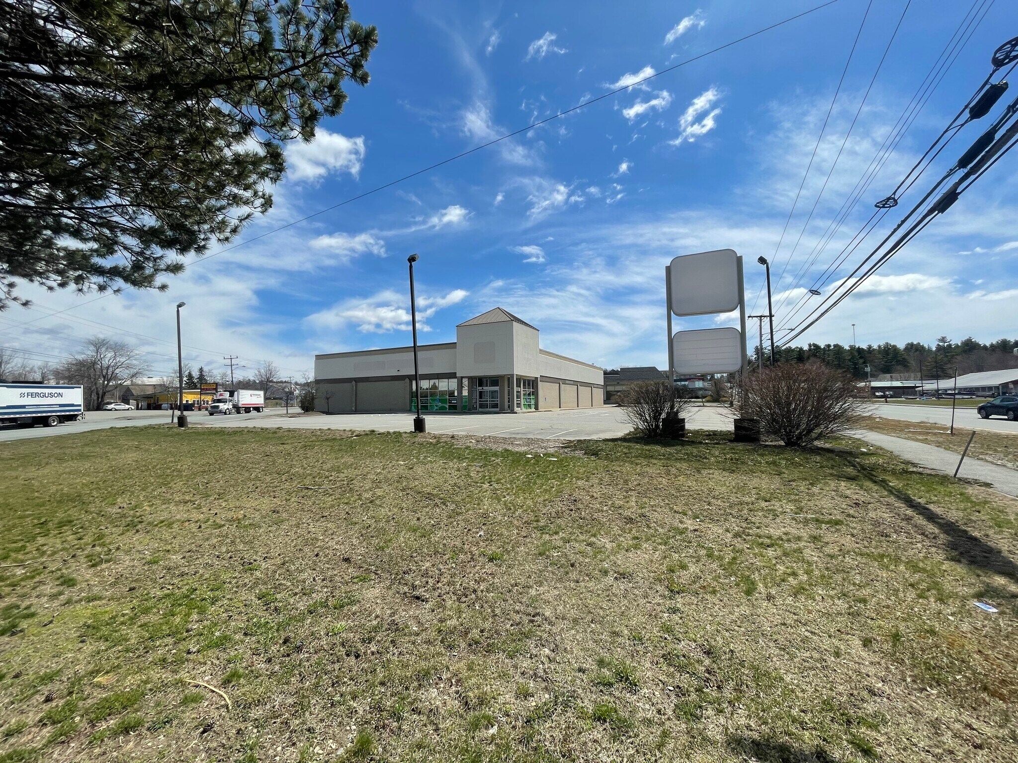 260 High St, Ellsworth, ME 04605 Rite Aid