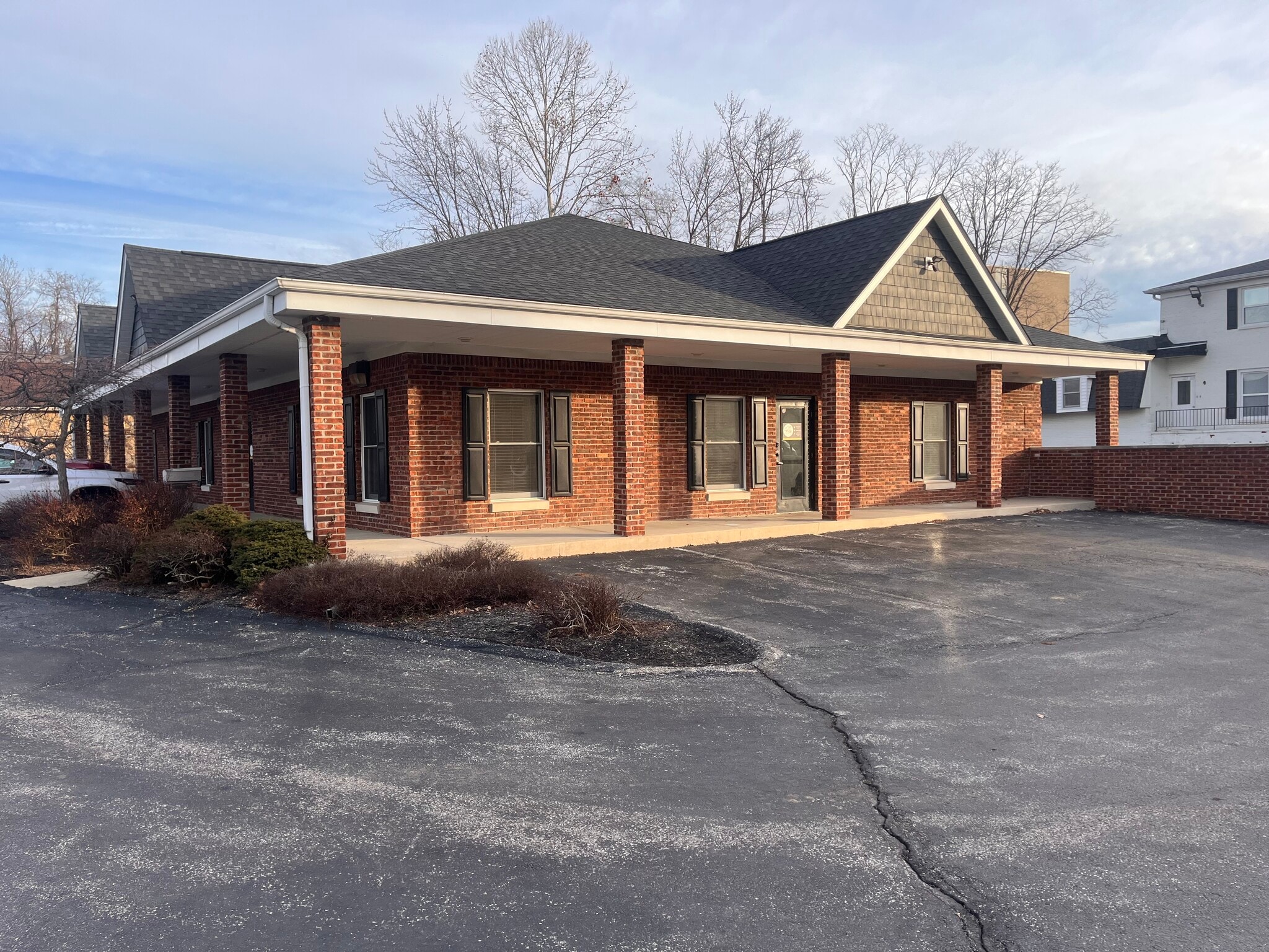 2495 S Walnut Street Pike, Bloomington, IN for lease Primary Photo- Image 1 of 24