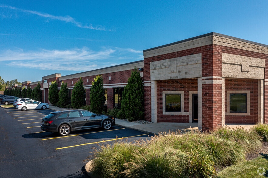 30625 Solon Rd, Solon, OH for sale - Primary Photo - Image 1 of 1