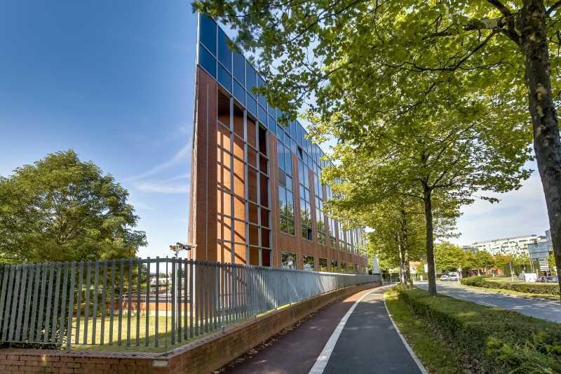 38 Boulevard Paul Cézanne, Guyancourt for lease - Building Photo - Image 2 of 2