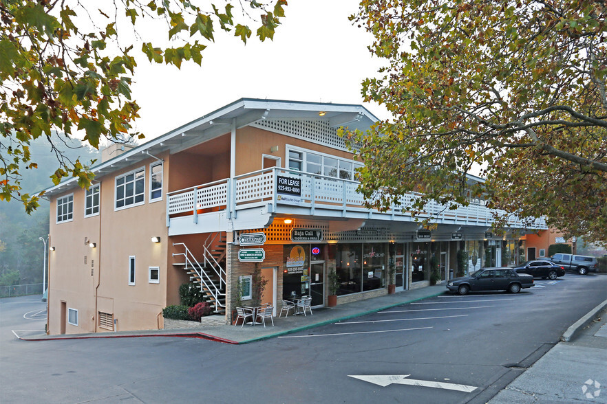 23 Orinda Way, Orinda, CA for lease - Primary Photo - Image 1 of 8