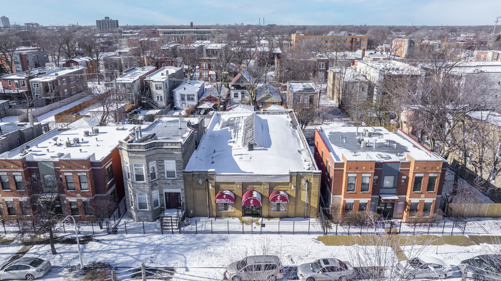632 N Albany Ave, Chicago, IL for sale Aerial- Image 1 of 17