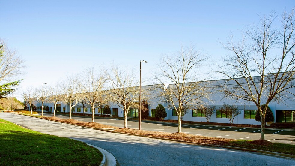 2222 Northmont Pky, Duluth, GA for lease - Building Photo - Image 1 of 13