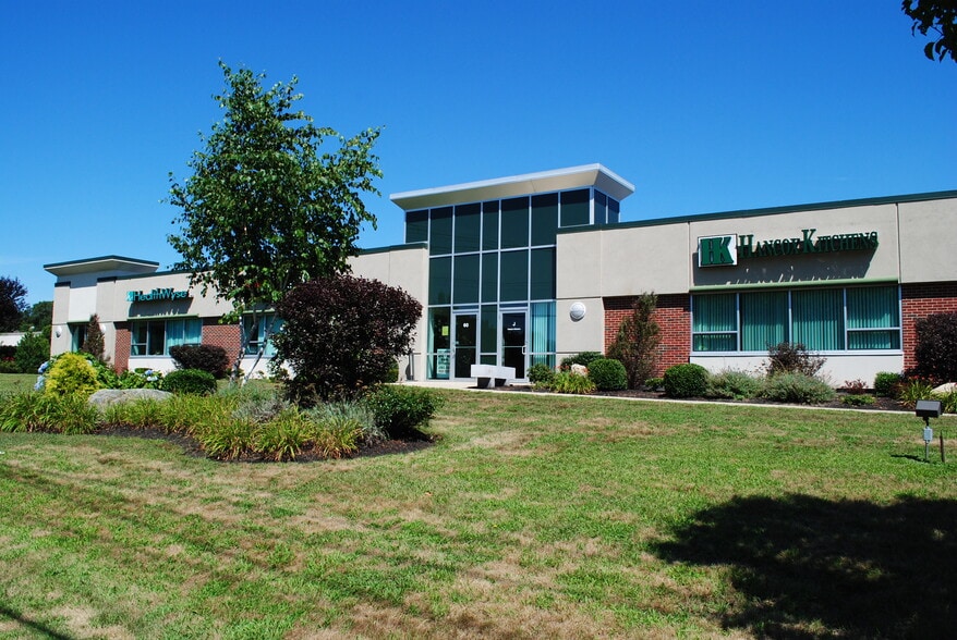 60 Concord St, Wilmington, MA for lease - Building Photo - Image 3 of 8