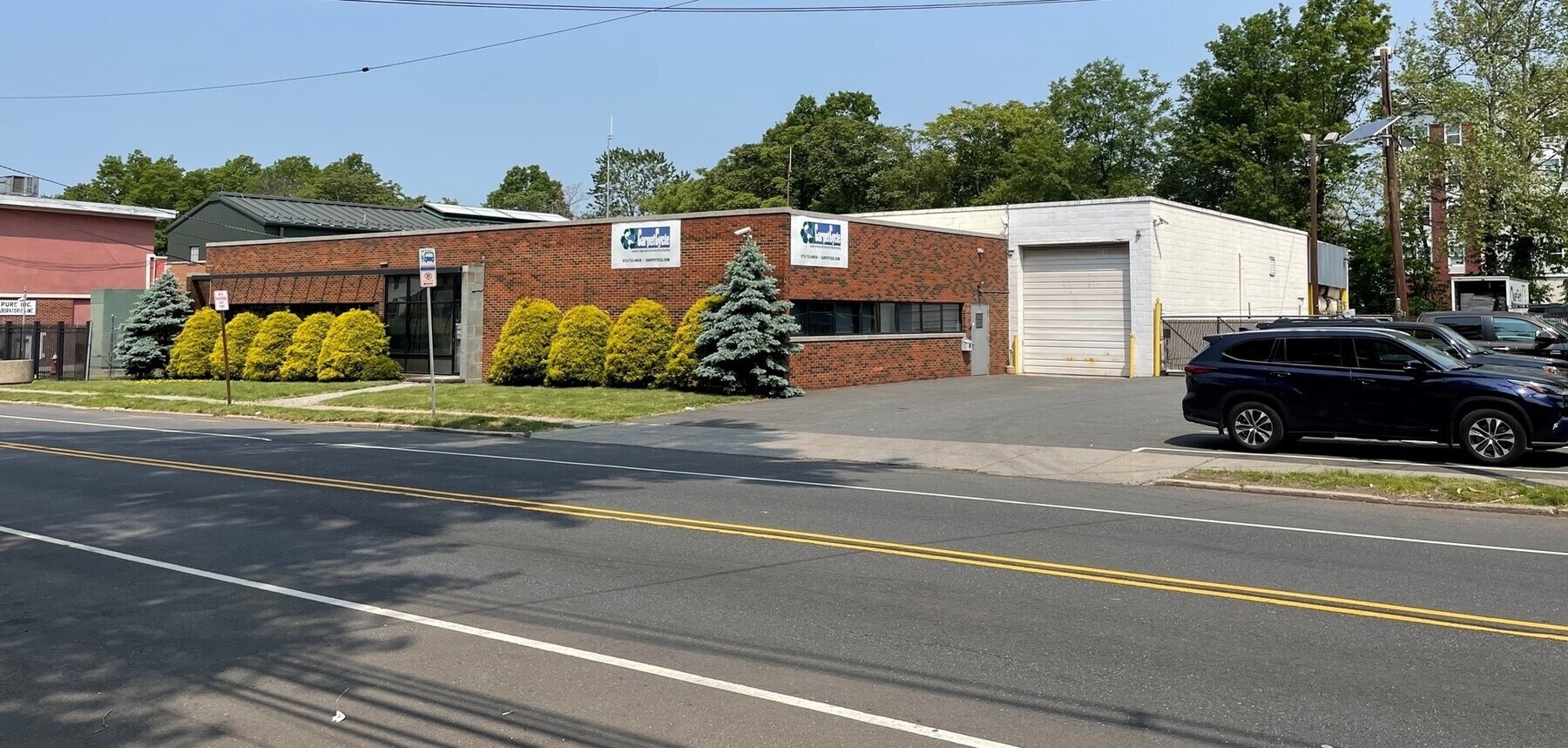 360 W 1st Ave, Roselle, NJ 07203