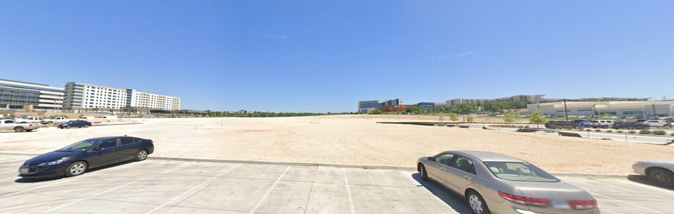 15639 W Interstate 10 Parkway, San Antonio, TX for lease - Building Photo - Image 2 of 3