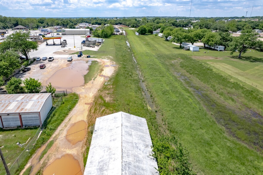 107.5 4th, Lindsay, OK for sale - Building Photo - Image 3 of 34