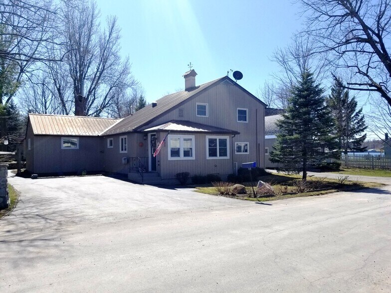 8465 Cornell Rd, Henderson, NY for sale - Building Photo - Image 3 of 9