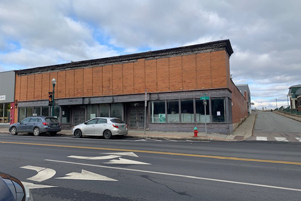 138 Main St, Newport, VT for sale - Building Photo - Image 1 of 1