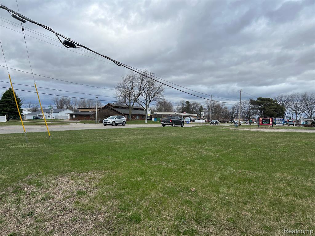 1436 E Pierson Rd, Flushing, MI for sale Primary Photo- Image 1 of 12