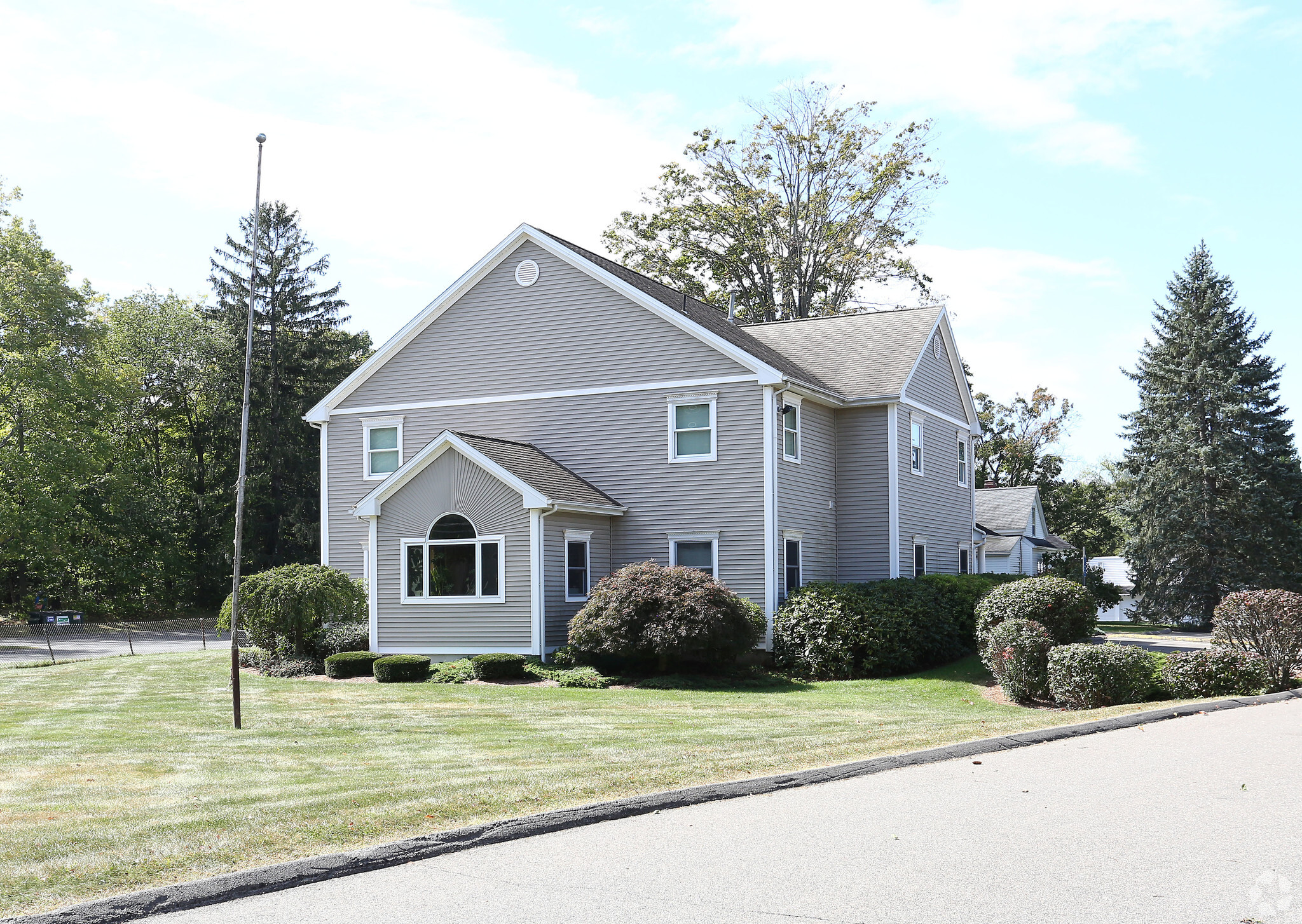 256 N Main St, Southington, CT for lease Building Photo- Image 1 of 14