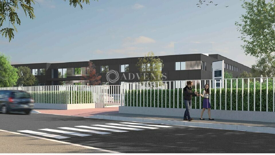 Flex in Chelles for lease - Building Photo - Image 2 of 7