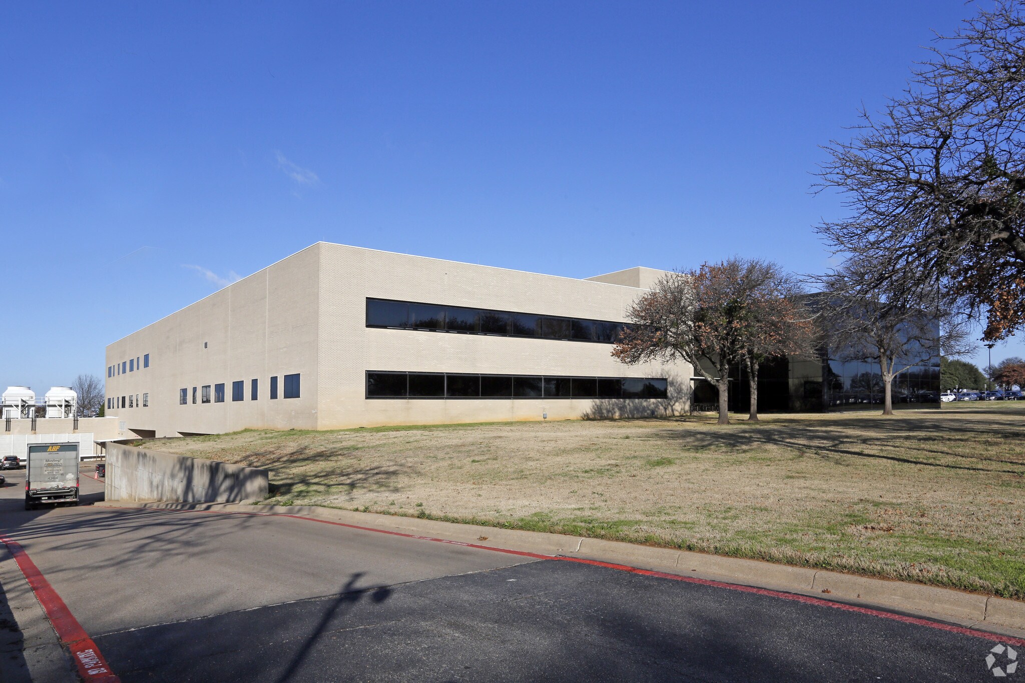 1900 L Don Dodson Dr, Bedford, TX 76021 State National Centre