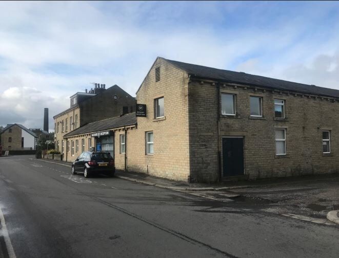 103 Dockfield Rd, Shipley, BD17 7AR