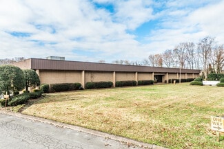 More details for 2210 Paramont Ave, Chesapeake, VA - Industrial for Sale
