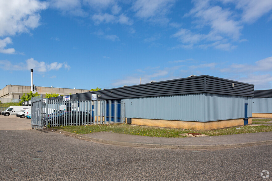 Whitworth Rd, Peterlee for lease - Primary Photo - Image 1 of 2