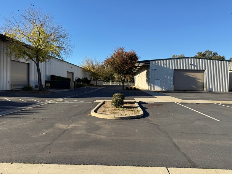 2270 Ivy St, Chico, CA for sale - Building Photo - Image 2 of 16