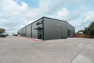 3706 N Navarro St, Victoria, TX for lease Interior Photo- Image 2 of 7