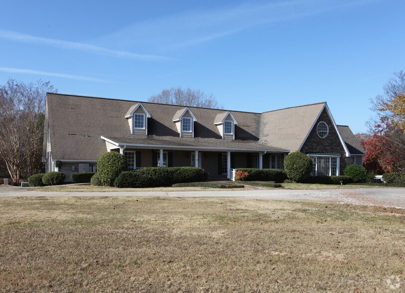 1127 Lake Oconee Pky, Eatonton, GA 31024