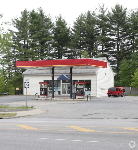 538 Aviation Rd, Queensbury, NY for sale - Primary Photo - Image 1 of 1