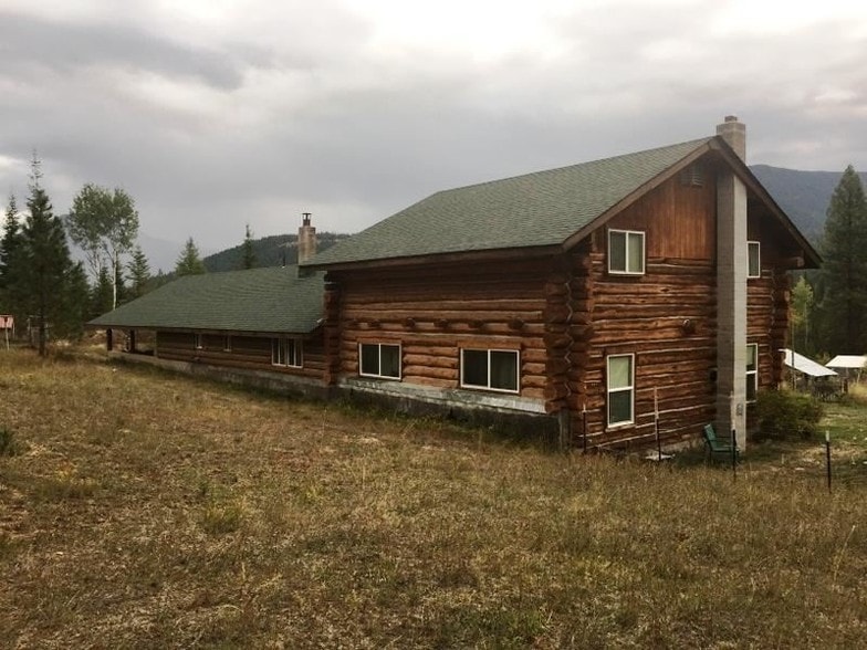 271 Upper River Rd, Heron, MT 59844